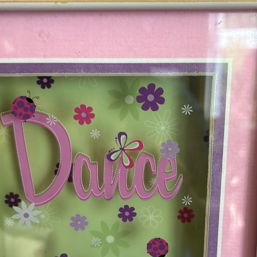 DANCE-SING-PLAY Shadowbox Wall Decor (NWOT) - Picture 2 of 8